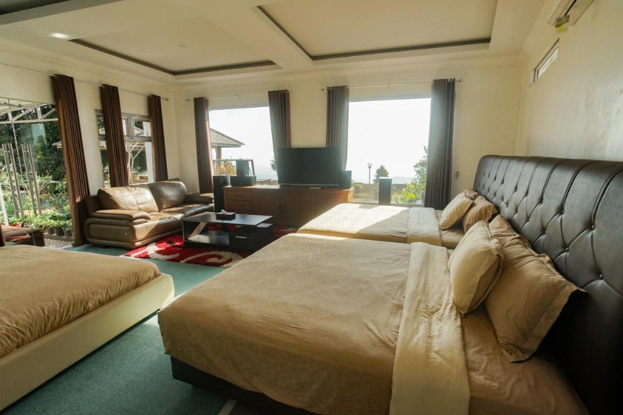 De Villa Cetho Karanganyar  외부 사진