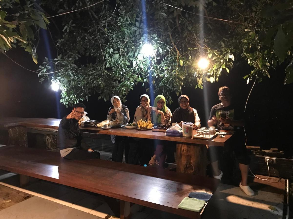 De Villa Cetho Karanganyar  외부 사진